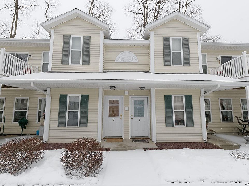 1st image of 1902 Cambridge Manor Dr