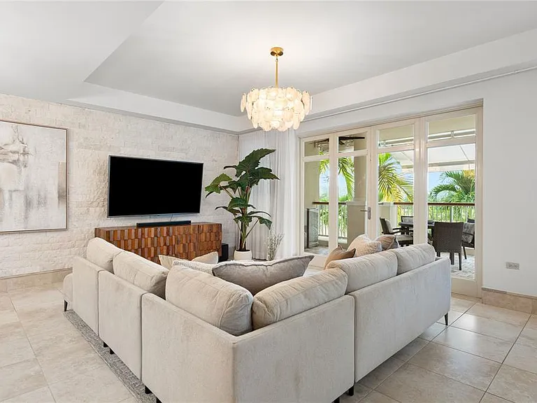 500 Plantation Village Dr #3-208 — Photo 3