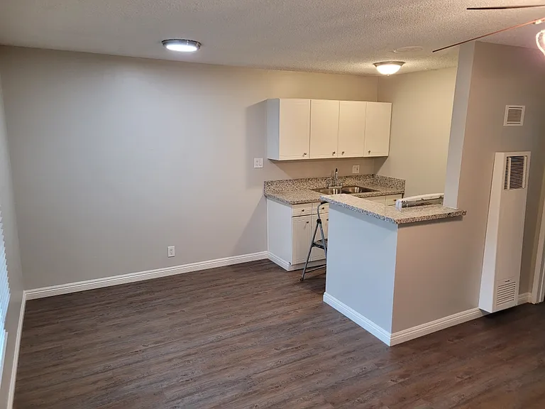 2325-2331 E Santa Fe Ave — Photo 7