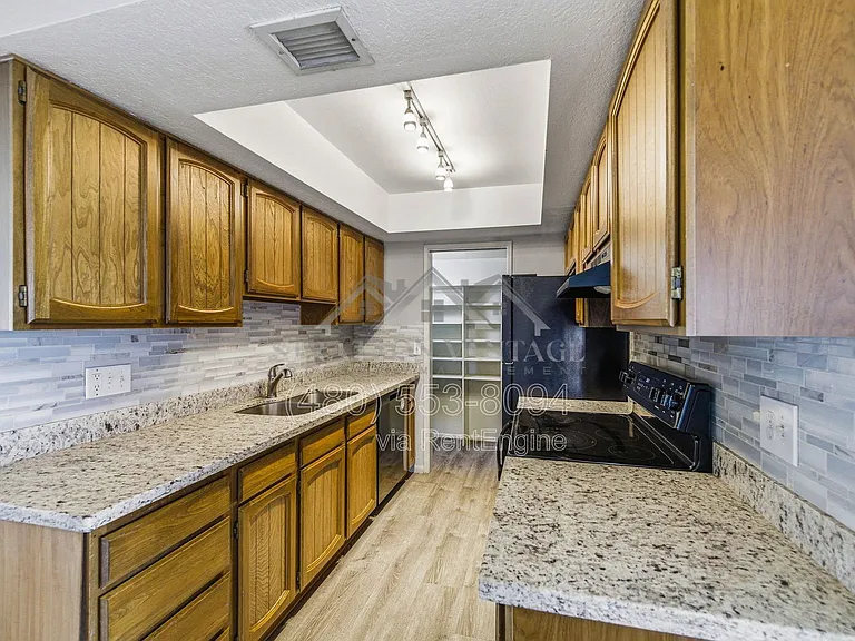 16635 N Cave Creek Rd #215 — Photo 11