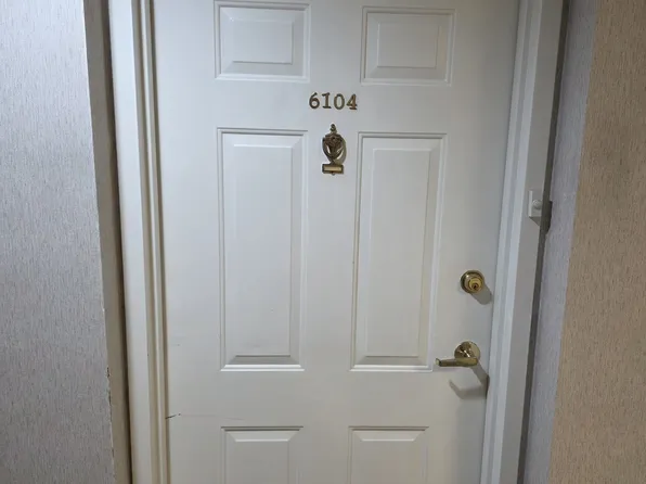 6104 Centennial Sta #6104, Warminster, PA 18974