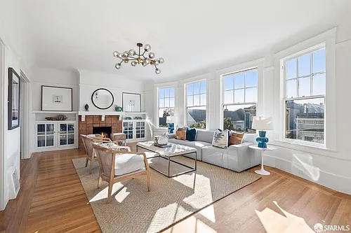 70 Beaver St Photo 1
