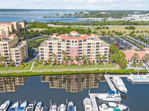 606 Riviera Dunes Way APT 302, Palmetto, FL 34221