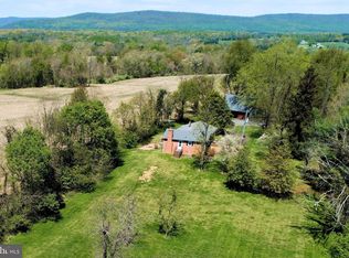 38593 Charles Town Pike, Waterford, VA 20197