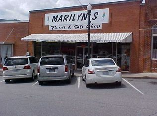 116 N Main St, Stuart, VA 24171