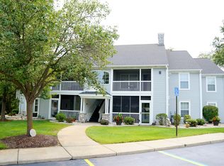 860 W Barrington Cir, Jackson, MI 49203