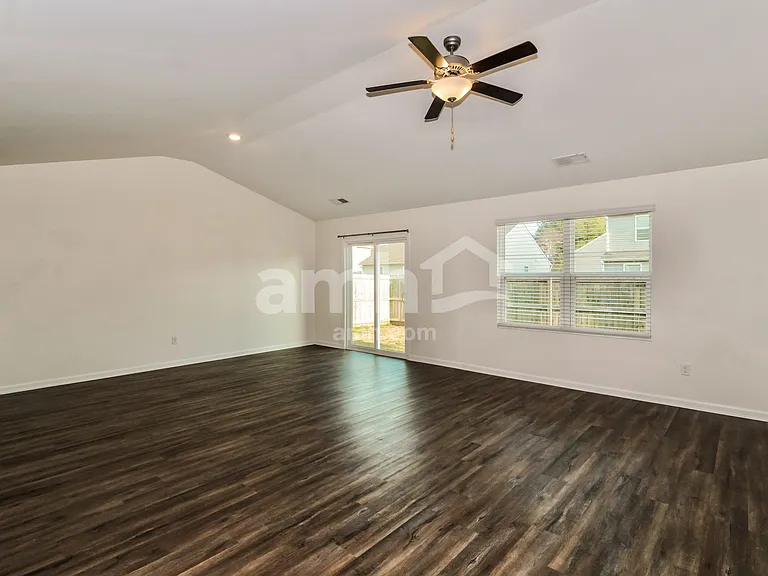 1208 Dogwood Neck Dr — Photo 7