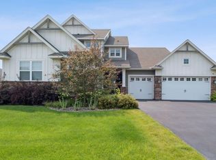 19207 Huxley Ave, Lakeville, MN 55044