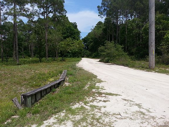 4th image of Baywood Dr #00