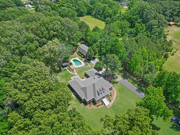 4th image of 4250 Oak Rd