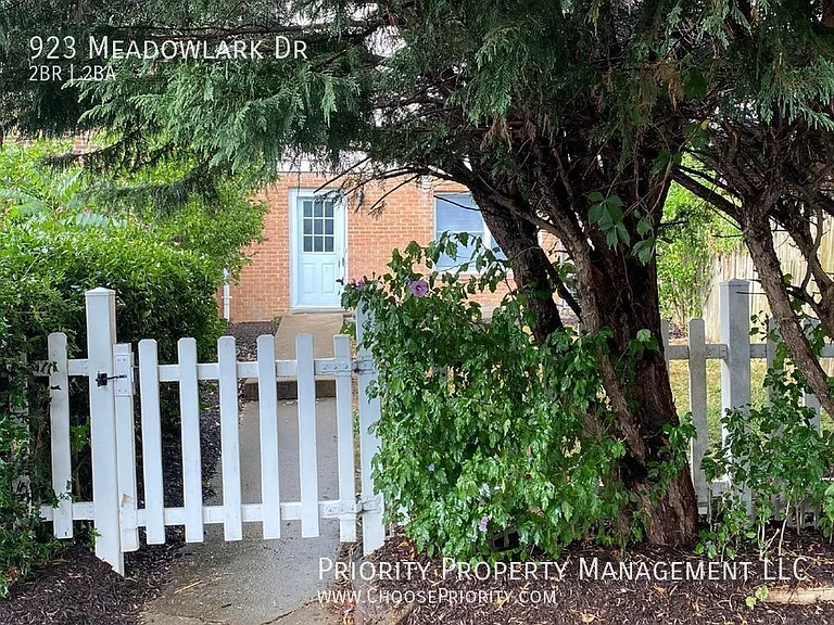 923 Meadowlark Dr — Photo 19