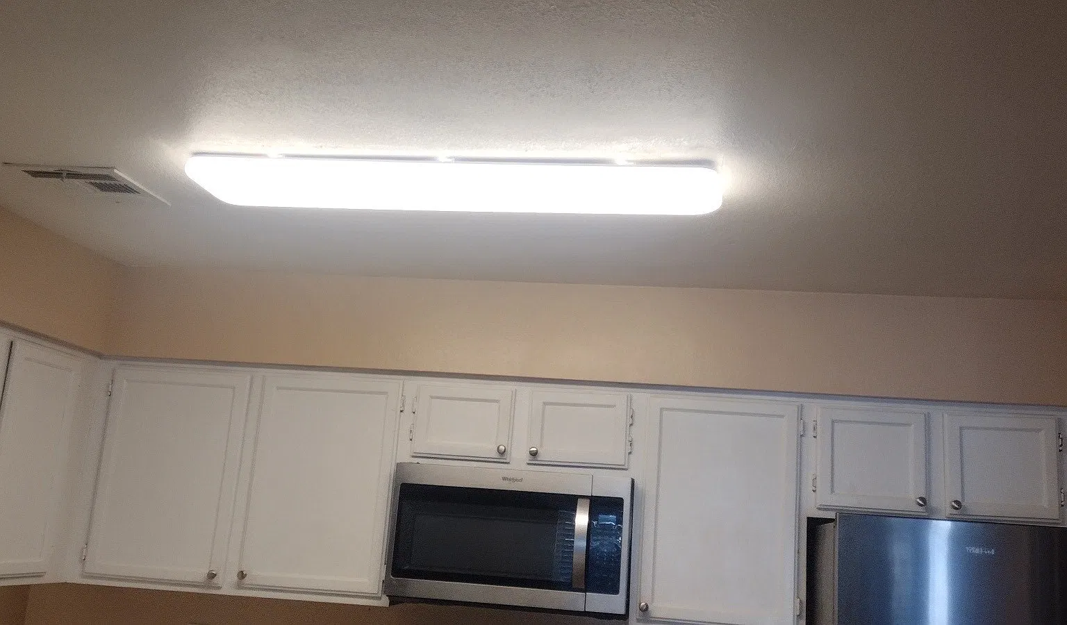 2110 Bavington Dr Unit A — Photo 2