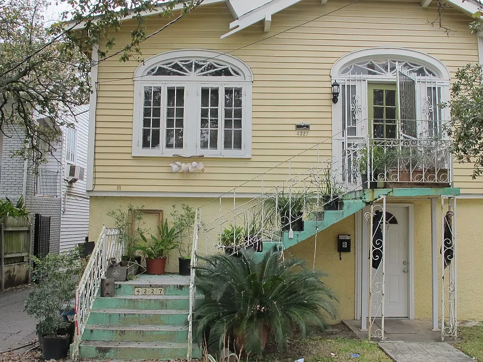 4227B S Carrollton Ave