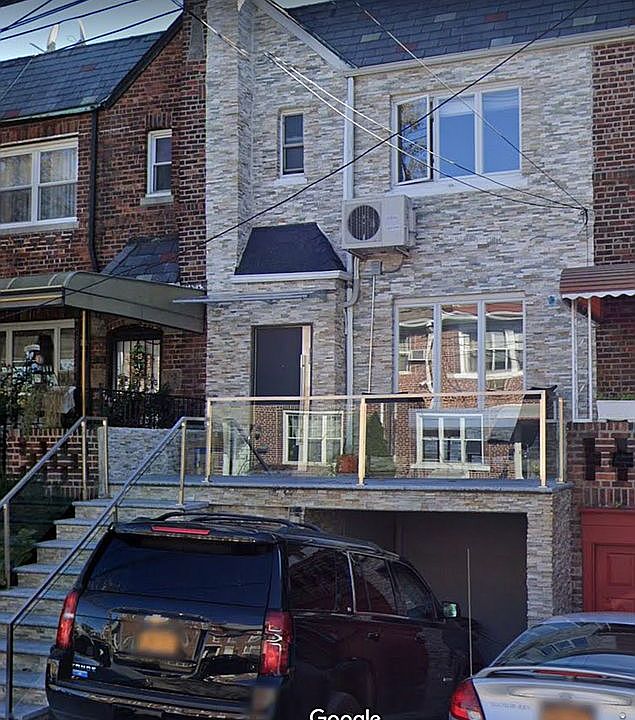 1st image of 746 Crawford Ave