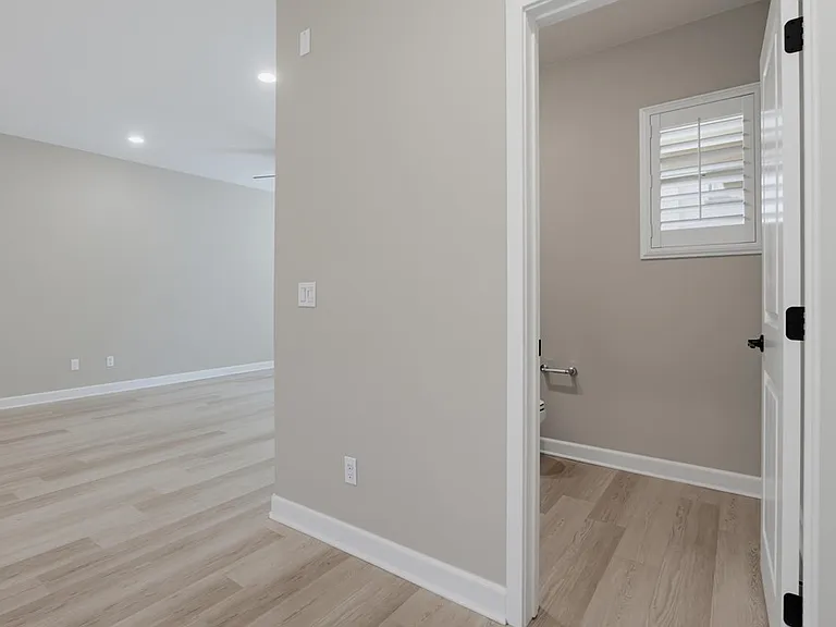 1577 Castillo #8 — Photo 46
