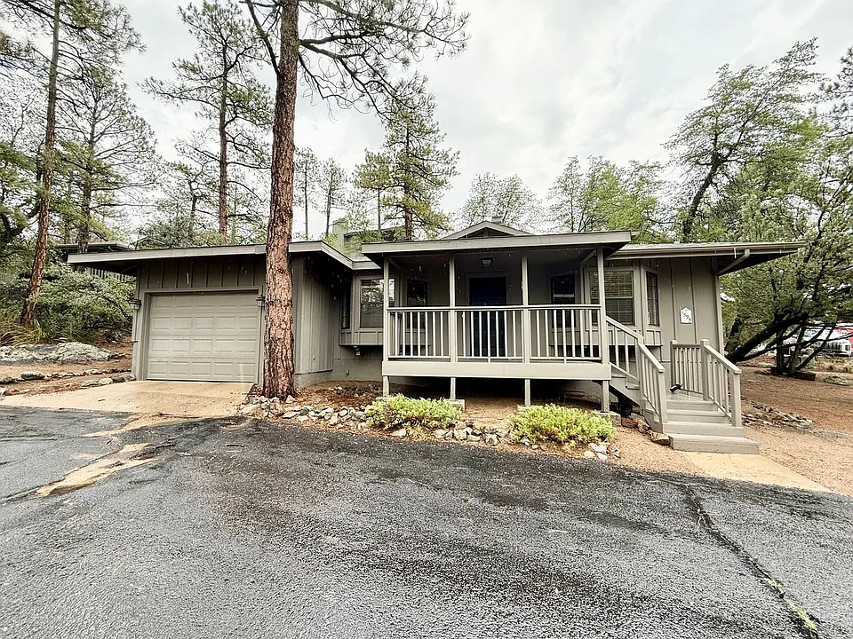 1595 Sierry Peaks Dr