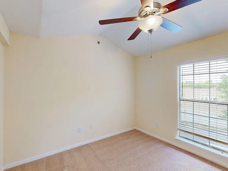 The Carriage Homes at Wyndham — Photo 76