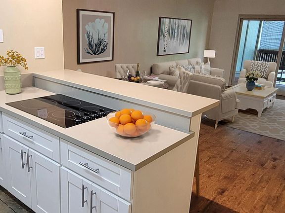 4th image of 4444 W Point Loma Blvd Unit 11