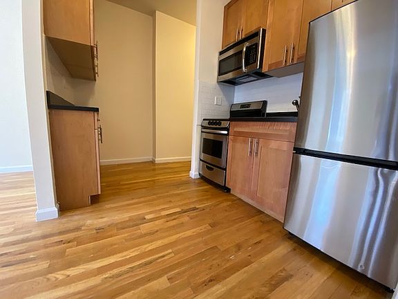 2nd image of 417 E 74th St #21A