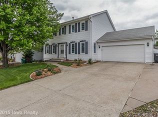 8844 Luin Dr, Clive, IA 50325
