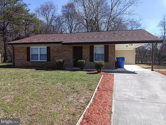 2nd image of 1001 Tyler Ct