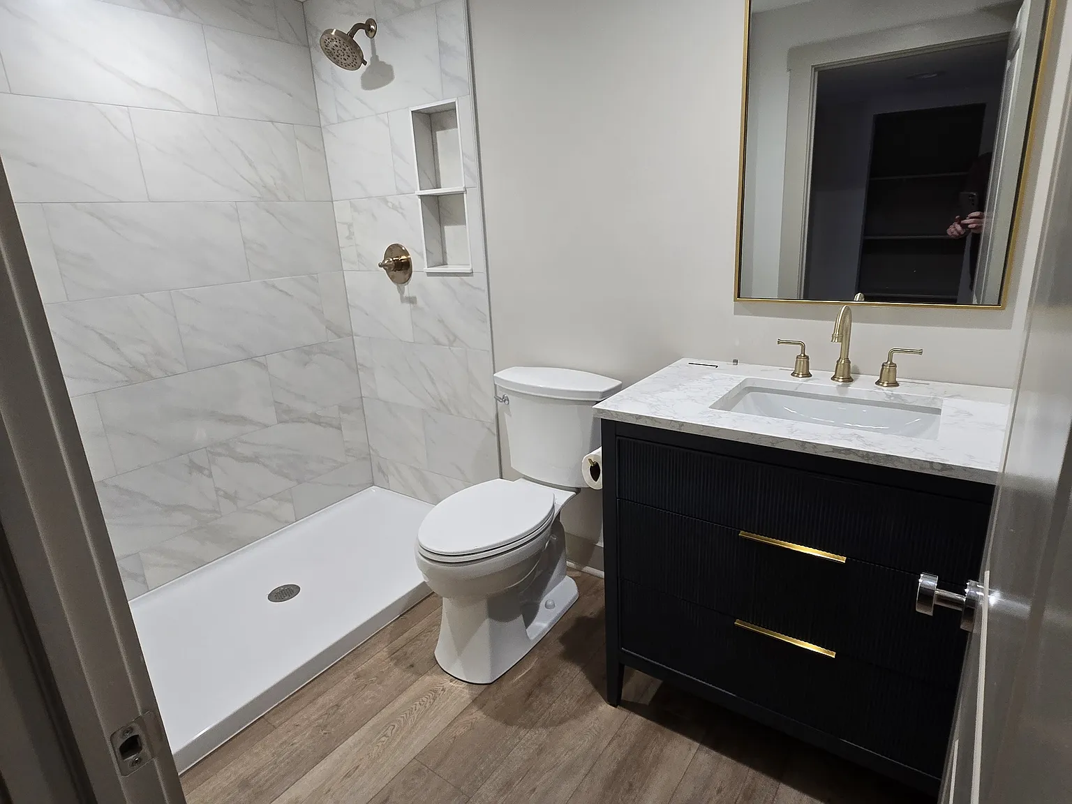 2 bed, 1400 sqft, $1,350 — Photo 3
