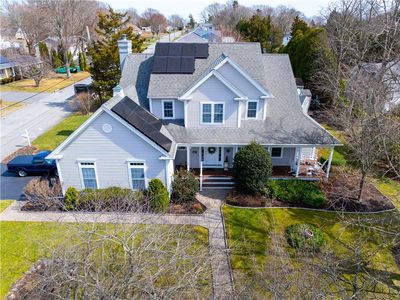 14 Clifton Rd, Bristol, RI, 02809