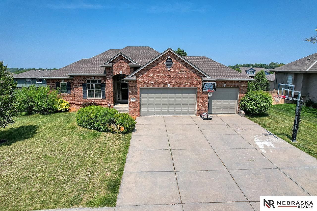 1904 Longview St, Papillion, NE 68133 MLS 22313937 Zillow