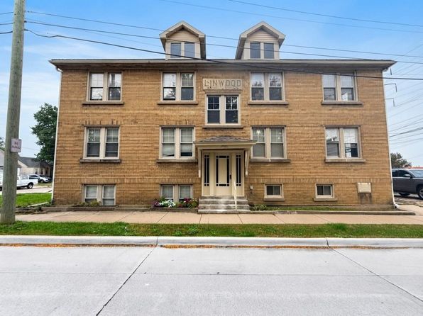 4700 Curtis St APT 2E