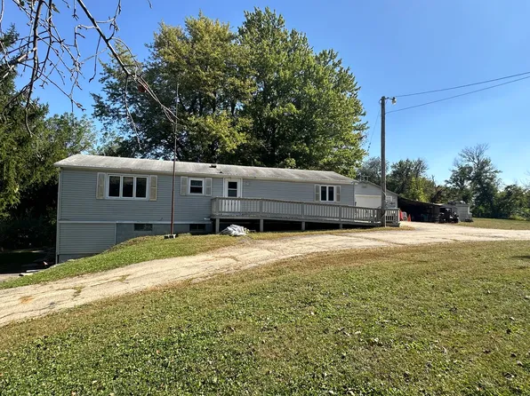 13629 Garden Plain Rd, Morrison, IL 61270