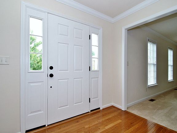 2nd image of 6112 Sandhurst Dr