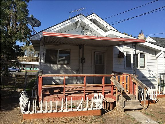 2nd image of 406 E Marjorie Ave
