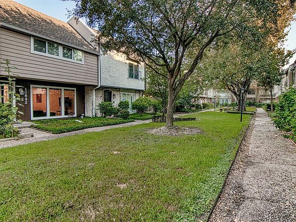 2nd image of 10842 Briar Forest Dr #10/46