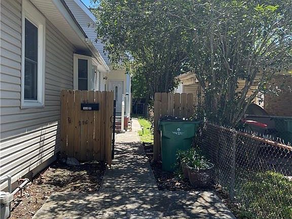 2nd image of 3636 1/2 Derbigny St