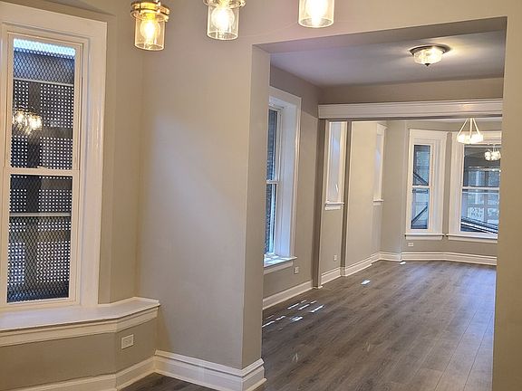 5th image of 1333 S Millard Ave