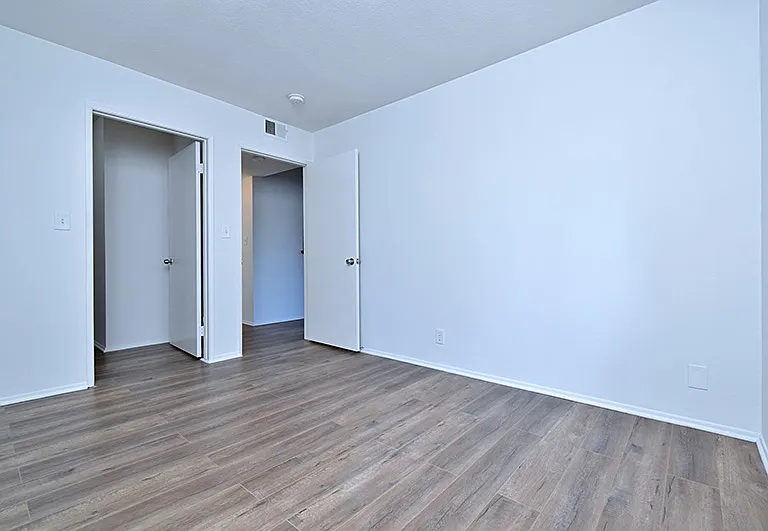 4235 Whitsett Ave #201 — Photo 21