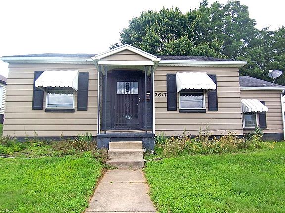 2nd image of 3617 Plum St