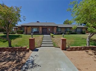814 Lisa St, Palmdale, CA 93551
