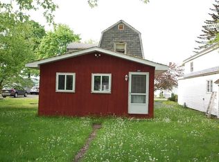 147 E Terrace Ave, Lakewood, NY