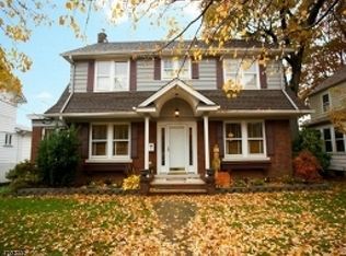8 Hillcrest Ave, Clifton, NJ 07013