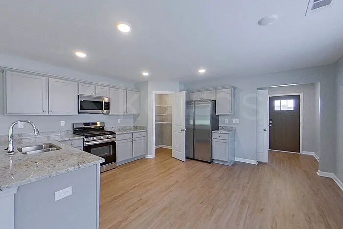 4 bed, 2.0 bath, 1775 sqft, $2,125 — Photo 4