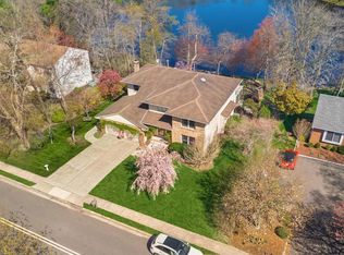 200 William Feather Dr, Voorhees, NJ 08043