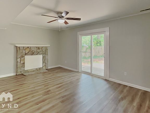 2nd image of 6815 Saddle Ridge Rd