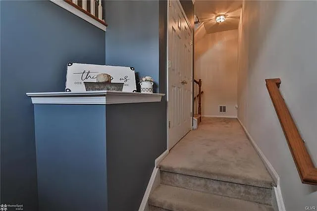 5170 Spring Ridge Dr E — Photo 16