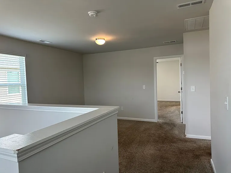 216 Melbourne Dr — Photo 14