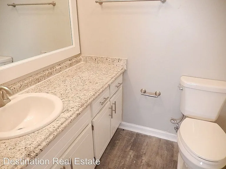 4881 Old Bainbridge Rd — Photo 16