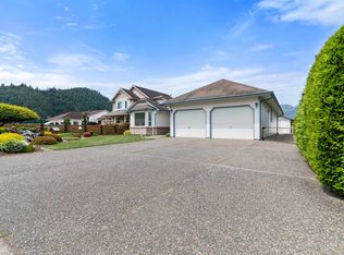 1711 Beaman Dr, Kent, BC V0M 1A3