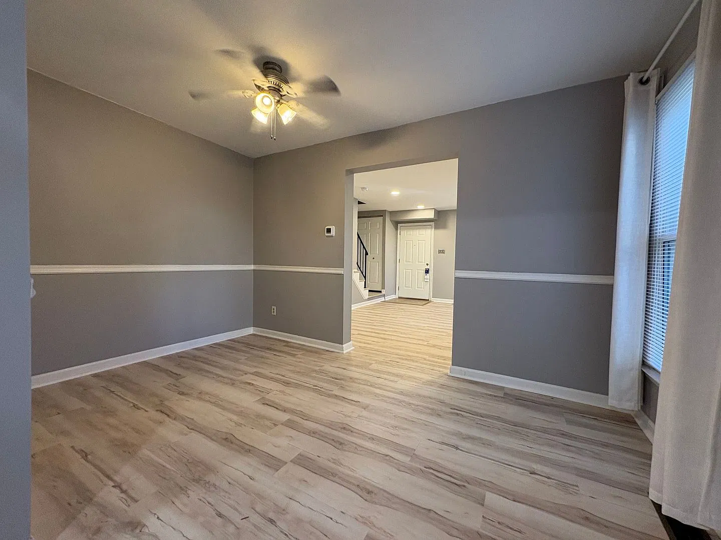 Charming 3BD/1.5BA Townhome w/ Reserved Parking in Nottingham, MD! — Photo 4
