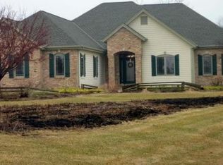 111 Eagles Lookout, North Prairie, WI 53153