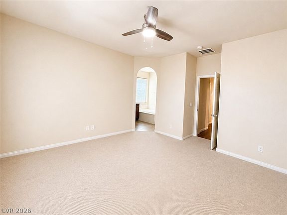 5th image of 146 White Mule Ave